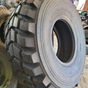 20.5 25 loader tires